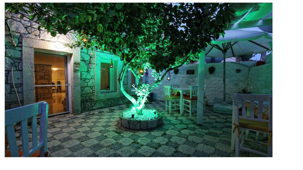 Monat Otel Hacimemis Alaçatı Buitenkant foto